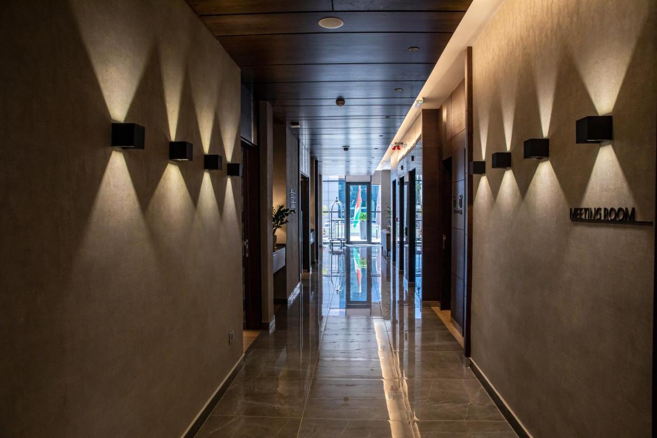 The Compass Hotel Ammán Kültér fotó