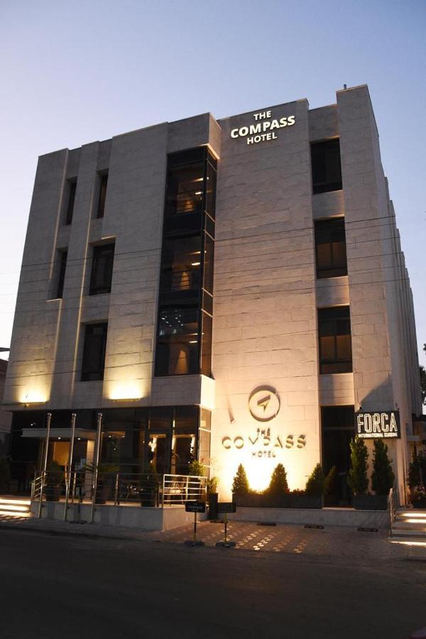 The Compass Hotel Ammán Kültér fotó