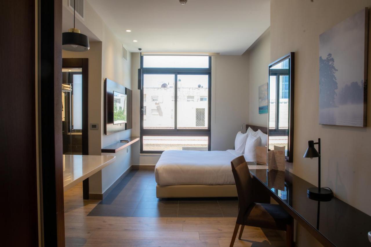 The Compass Hotel Ammán Kültér fotó