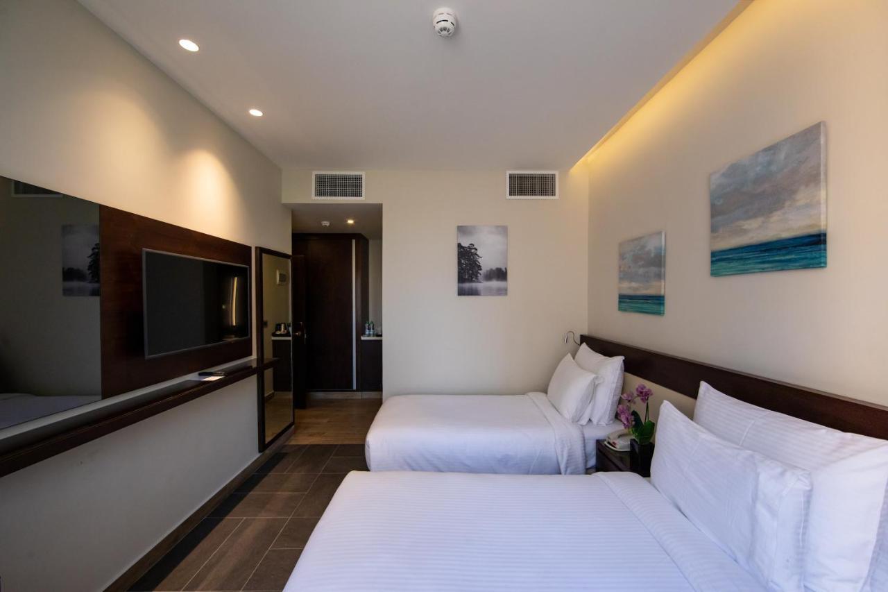 The Compass Hotel Ammán Kültér fotó